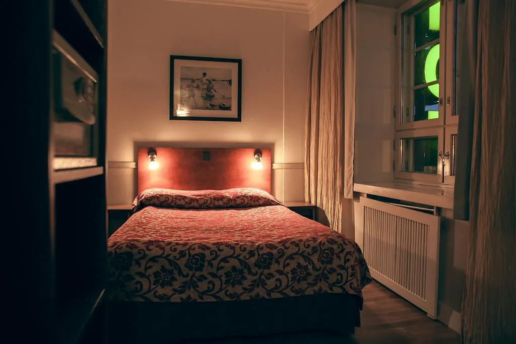Hotel Anna Helsinki 3*,  Finland