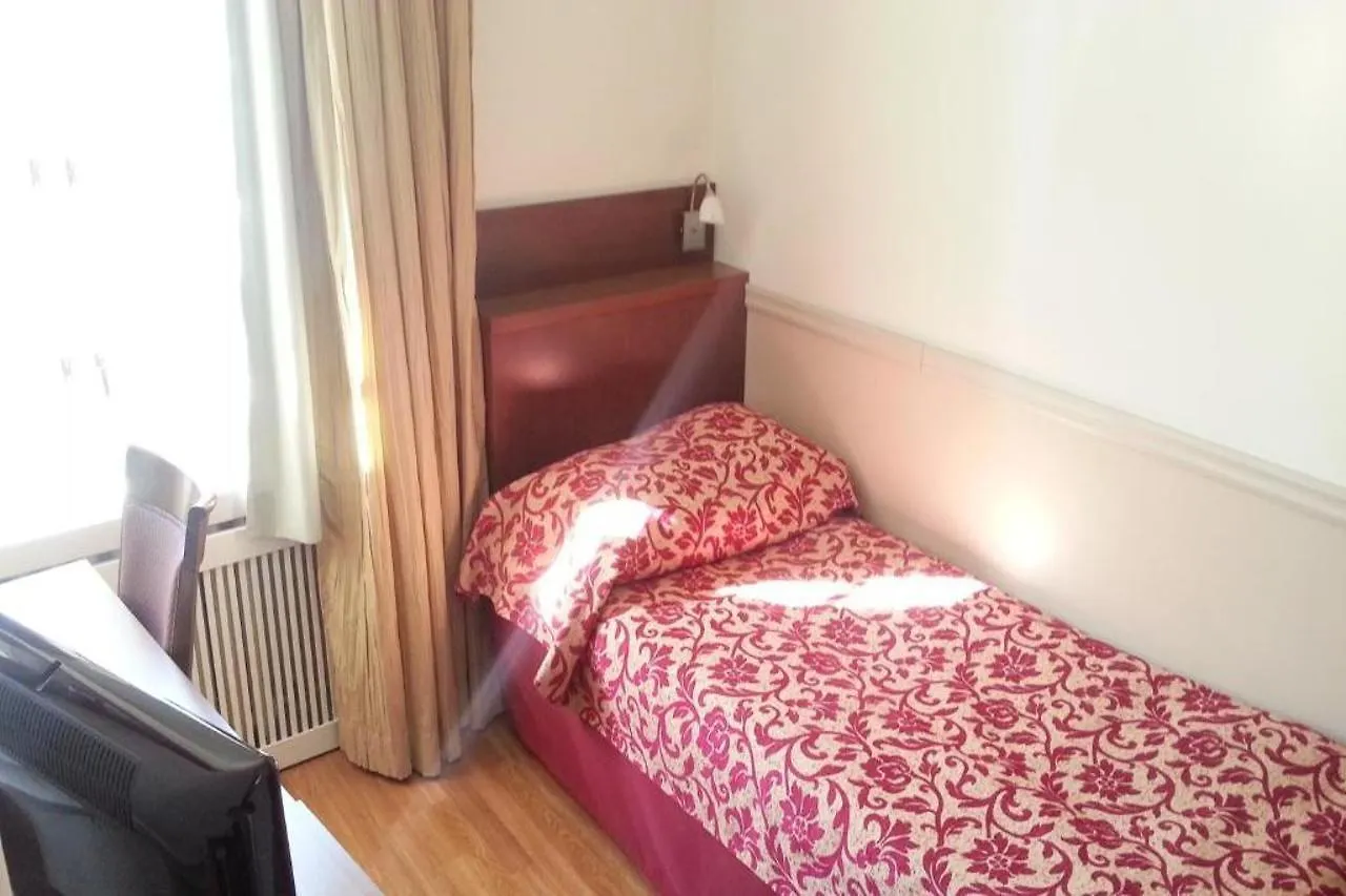 ***  Hotel Anna Helsinki Finlandia